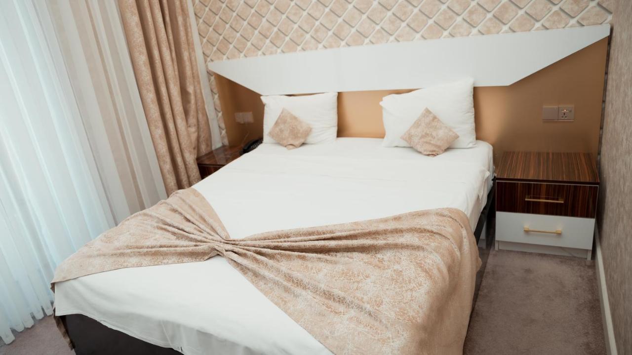 Dionis Hotel Baku Eksteriør billede